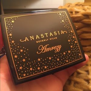 ABH x Amrezy Limited Edition Highlighter